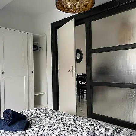 T3 Renove 60m2 Proche Centre Apartmán